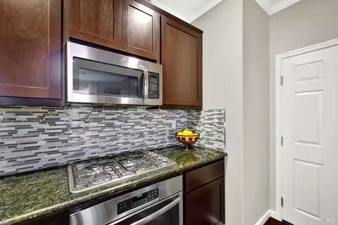 Kitchen - 2732 Soho Ln, Fairfield, CA 94533 photo 8 of 9