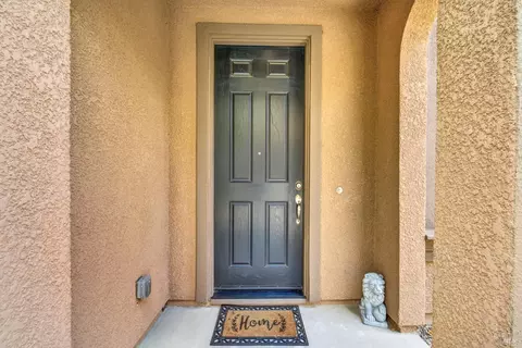Entry Way - 2732 Soho Ln, Fairfield, CA 94533 photo 1 of 6