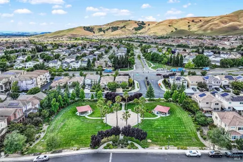 View/Area - 2732 Soho Ln, Fairfield, CA 94533 photo 2 of 5