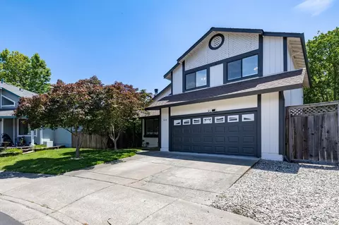 Exterior - 808 Milsom Pl, Windsor, CA 95492 photo 4 of 15