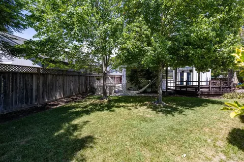 Exterior - 808 Milsom Pl, Windsor, CA 95492 photo 2 of 15