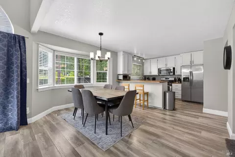 Dining - 808 Milsom Pl, Windsor, CA 95492 photo 1 of 3