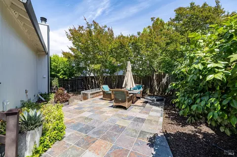 Exterior - 808 Milsom Pl, Windsor, CA 95492 photo 10 of 15