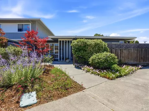 1004 B Los Gamos Rd, San Rafael, CA 94903