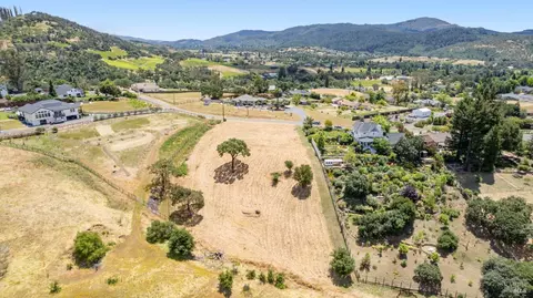 5757 Futura Way, Santa Rosa, CA 95409