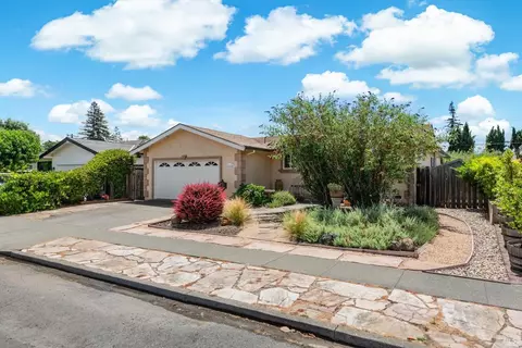 1615 Bryce Ct, Napa, CA 94558