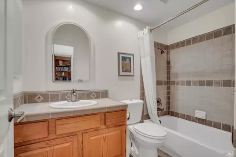 Bath - 3213 Bear Creek Dr, Fairfield, CA 94534 photo 1 of 3