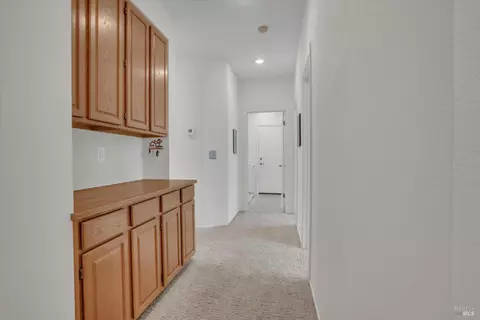 Entry Way - 3213 Bear Creek Dr, Fairfield, CA 94534 photo 3 of 3
