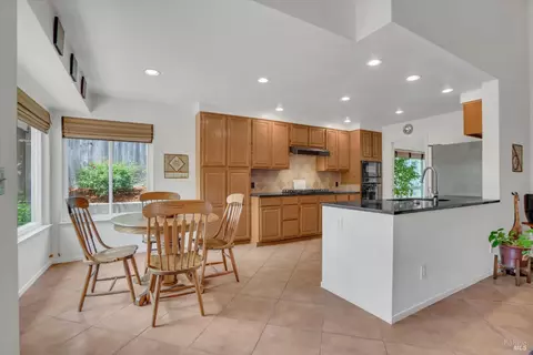 Kitchen - 3213 Bear Creek Dr, Fairfield, CA 94534 photo 1 of 4