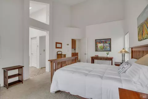 Bedroom - 3213 Bear Creek Dr, Fairfield, CA 94534 photo 2 of 2