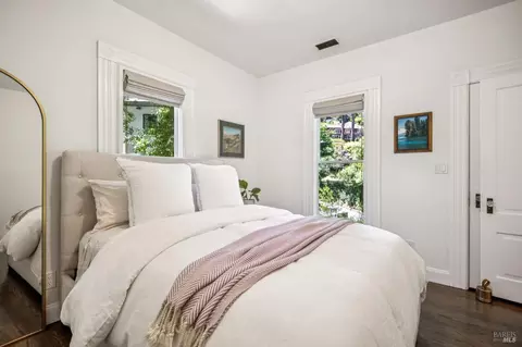 Bedroom - 309 Corte Madera Ave, Mill Valley, CA 94941 photo 2 of 2