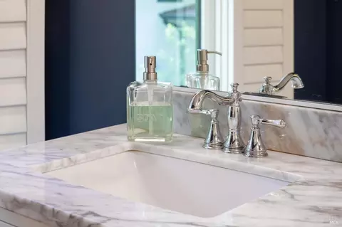 Bath - 309 Corte Madera Ave, Mill Valley, CA 94941 photo 3 of 4