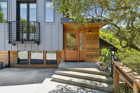 842 Autumn Ln, Mill Valley, CA 94941