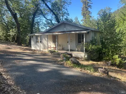 10418 Mulberry St, Middletown, CA 95461