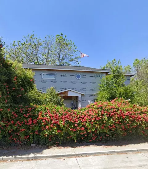 554 Hampton Rd, Hayward, CA 94541