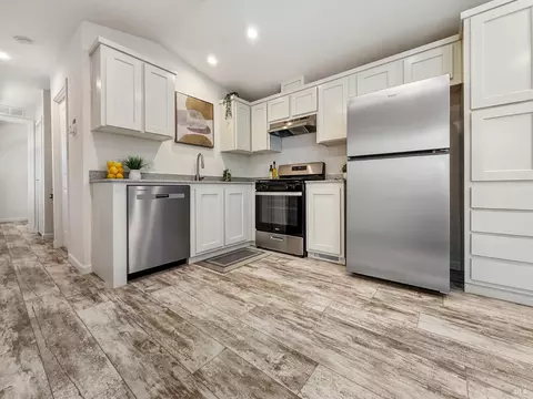 101 Colgan Ave #26, Santa Rosa, CA 95404