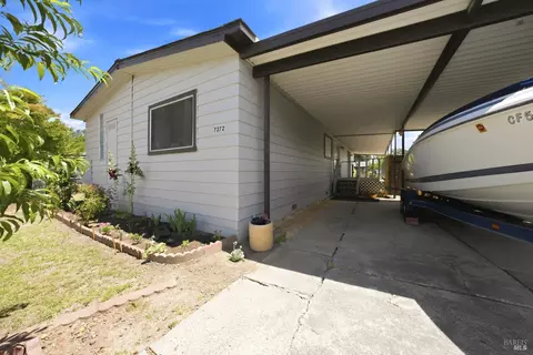 7272 Anchor Dr, Clearlake, CA 95422 photo 4