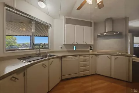 7272 Anchor Dr, Clearlake, CA 95422 photo 18