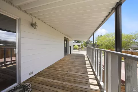 7272 Anchor Dr, Clearlake, CA 95422 photo 6