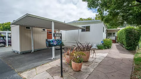 800 Las Palmas Ave, Novato, CA 94949