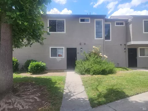 1910 Grande Cir #115, Fairfield, CA 94533