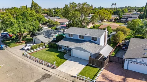 View/Area - 445 Calmace Dr, Dixon, CA 95620 photo 2 of 9