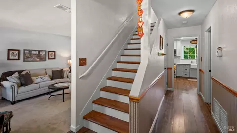 Entry Way - 445 Calmace Dr, Dixon, CA 95620 photo 1 of 3
