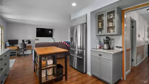 Kitchen - 445 Calmace Dr, Dixon, CA 95620 photo 3 of 7