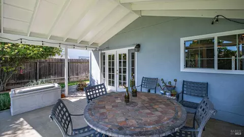 Exterior - 445 Calmace Dr, Dixon, CA 95620 photo 9 of 28