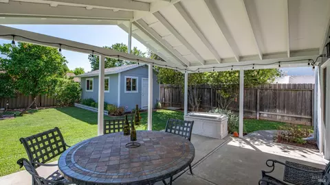 Exterior - 445 Calmace Dr, Dixon, CA 95620 photo 10 of 28
