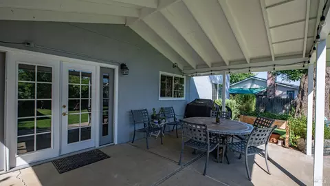 Exterior - 445 Calmace Dr, Dixon, CA 95620 photo 8 of 28