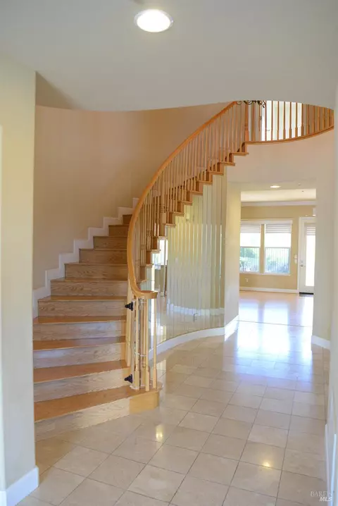 Entry Way - 2901 Pebble Beach Cir, Fairfield, CA 94534 photo 1 of 3