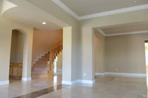 Living - 2901 Pebble Beach Cir, Fairfield, CA 94534 photo 1 of 11