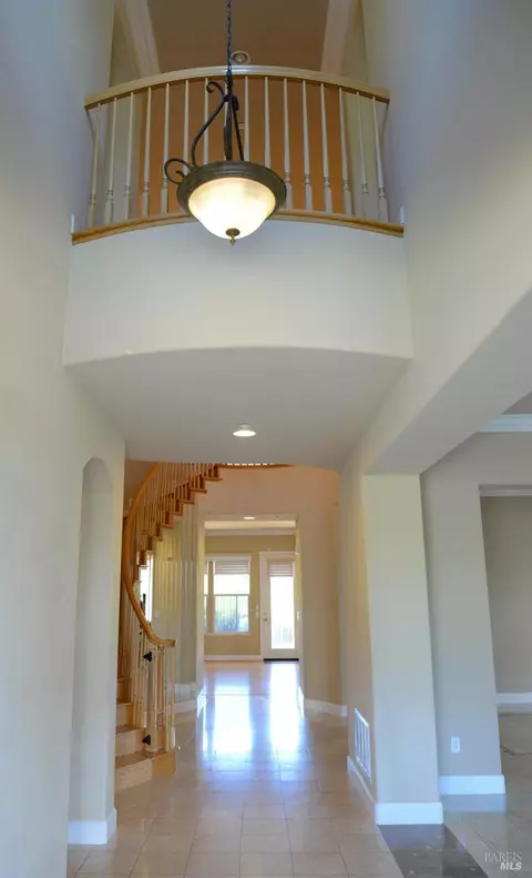Entry Way - 2901 Pebble Beach Cir, Fairfield, CA 94534 photo 3 of 3