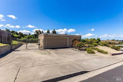 Exterior - 996 Sandpoint Dr, Rodeo, CA 94572 photo 3 of 22