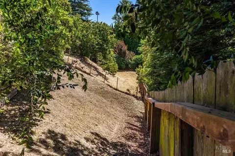 Exterior - 996 Sandpoint Dr, Rodeo, CA 94572 photo 19 of 22