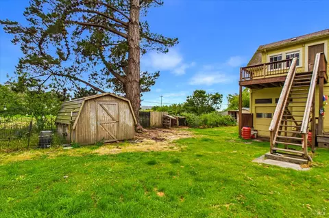 Exterior - 7110 Myrtle Ave, Eureka, CA 95503 photo 15 of 16