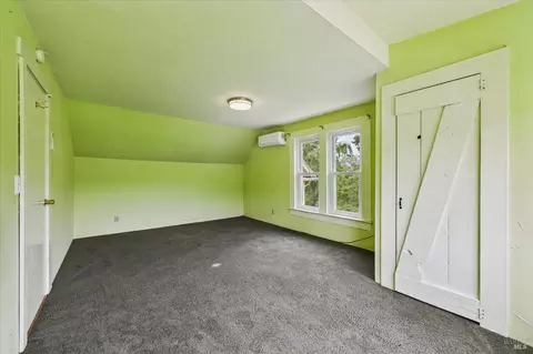 Bedroom - 7110 Myrtle Ave, Eureka, CA 95503 photo 8 of 10