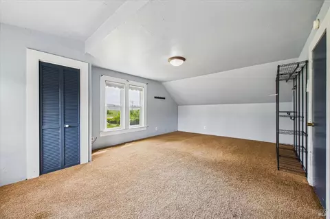 Bedroom - 7110 Myrtle Ave, Eureka, CA 95503 photo 9 of 10
