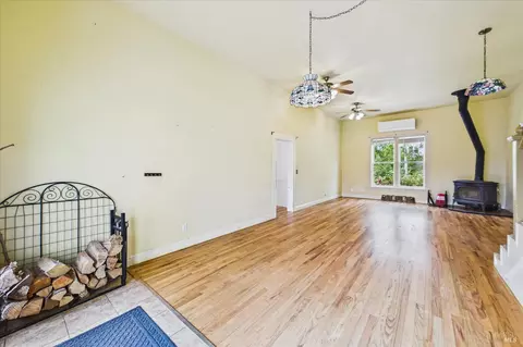 Living - 7110 Myrtle Ave, Eureka, CA 95503 photo 3 of 9