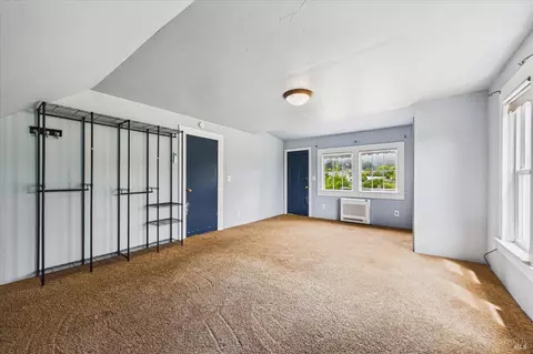 Bedroom - 7110 Myrtle Ave, Eureka, CA 95503 photo 10 of 10