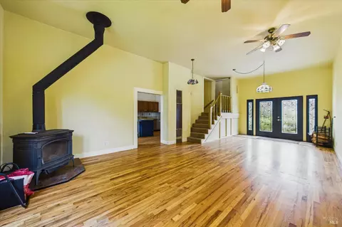 Living - 7110 Myrtle Ave, Eureka, CA 95503 photo 2 of 9