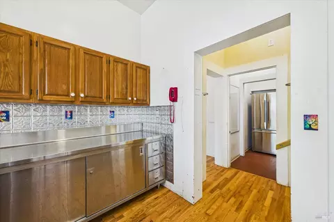 Kitchen - 7110 Myrtle Ave, Eureka, CA 95503 photo 4 of 4