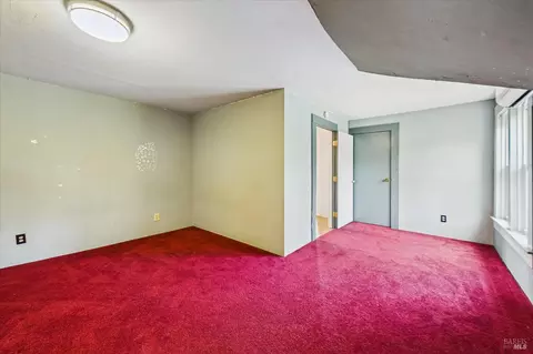 Bedroom - 7110 Myrtle Ave, Eureka, CA 95503 photo 6 of 10