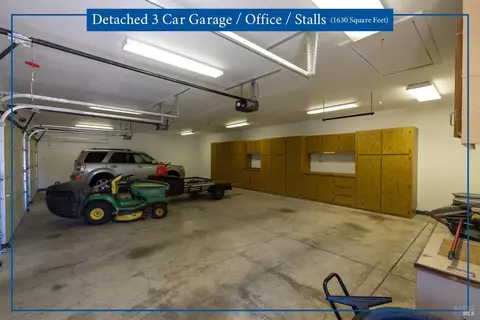 Exterior - 6811 Willow Rd, Vacaville, CA 95687 photo 14 of 37