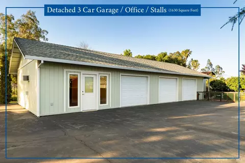 Exterior - 6811 Willow Rd, Vacaville, CA 95687 photo 13 of 37