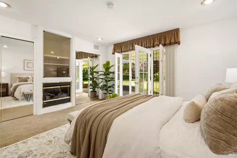 Bedroom - 6811 Willow Rd, Vacaville, CA 95687 photo 3 of 5