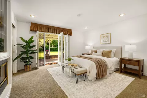Bedroom - 6811 Willow Rd, Vacaville, CA 95687 photo 1 of 5