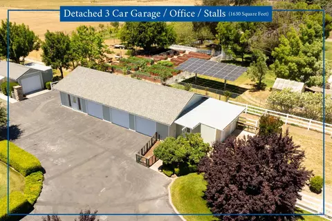 Exterior - 6811 Willow Rd, Vacaville, CA 95687 photo 12 of 37