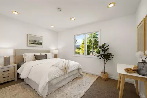 Bedroom - 6811 Willow Rd, Vacaville, CA 95687 photo 5 of 5